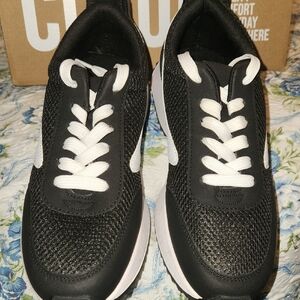 Project Cloud Shoes Sz. 9M.